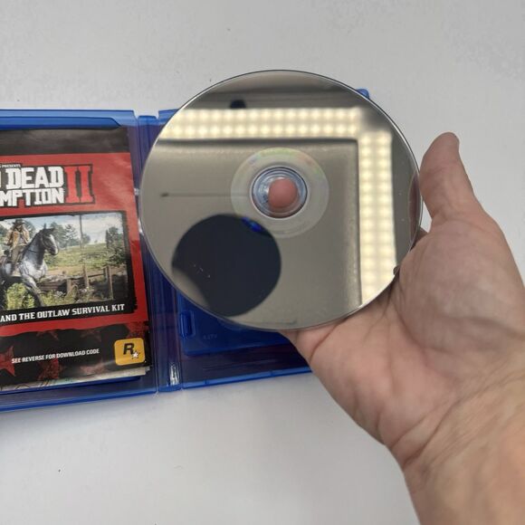 Red Dead Redemption 2 PS4 2018 Complete CIB Tested Working - Picture 4 of 12